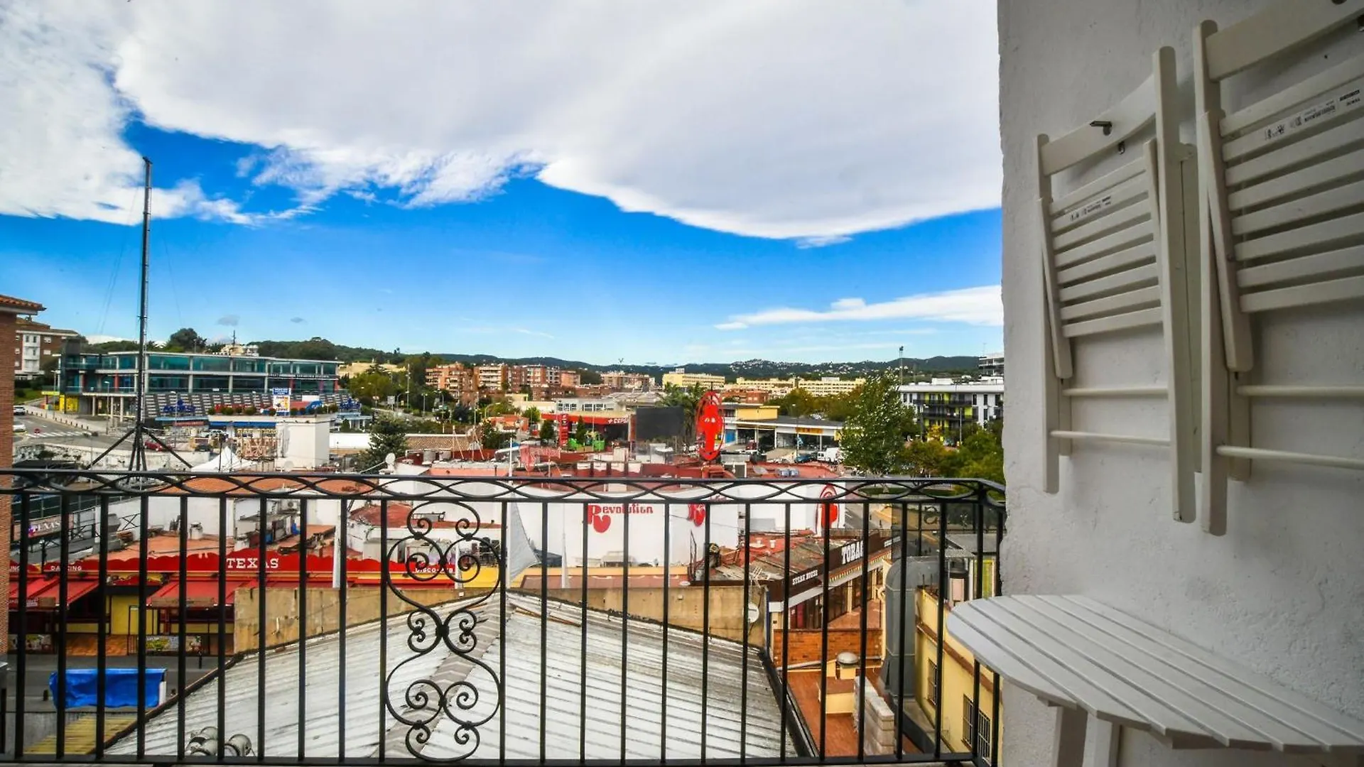 Modern Apartment Center Of Lloret De Mar 0*,