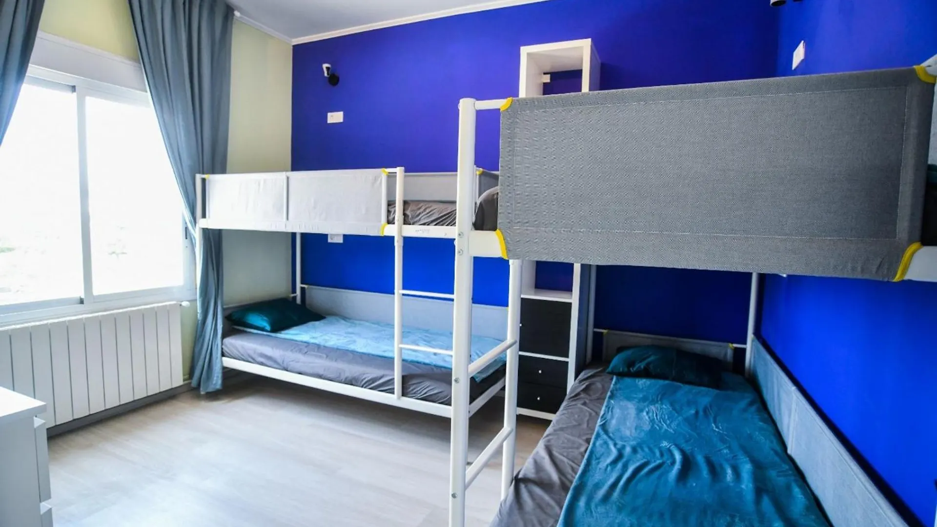 Modern Apartment Center Of יורט דה מאר